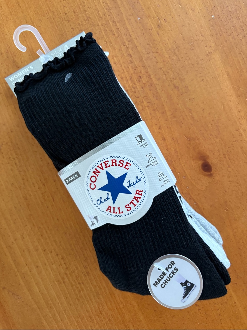 Converse All Star Chuck Taylor Women’s Cushioned Crew Socks, 3-Pack, NWT